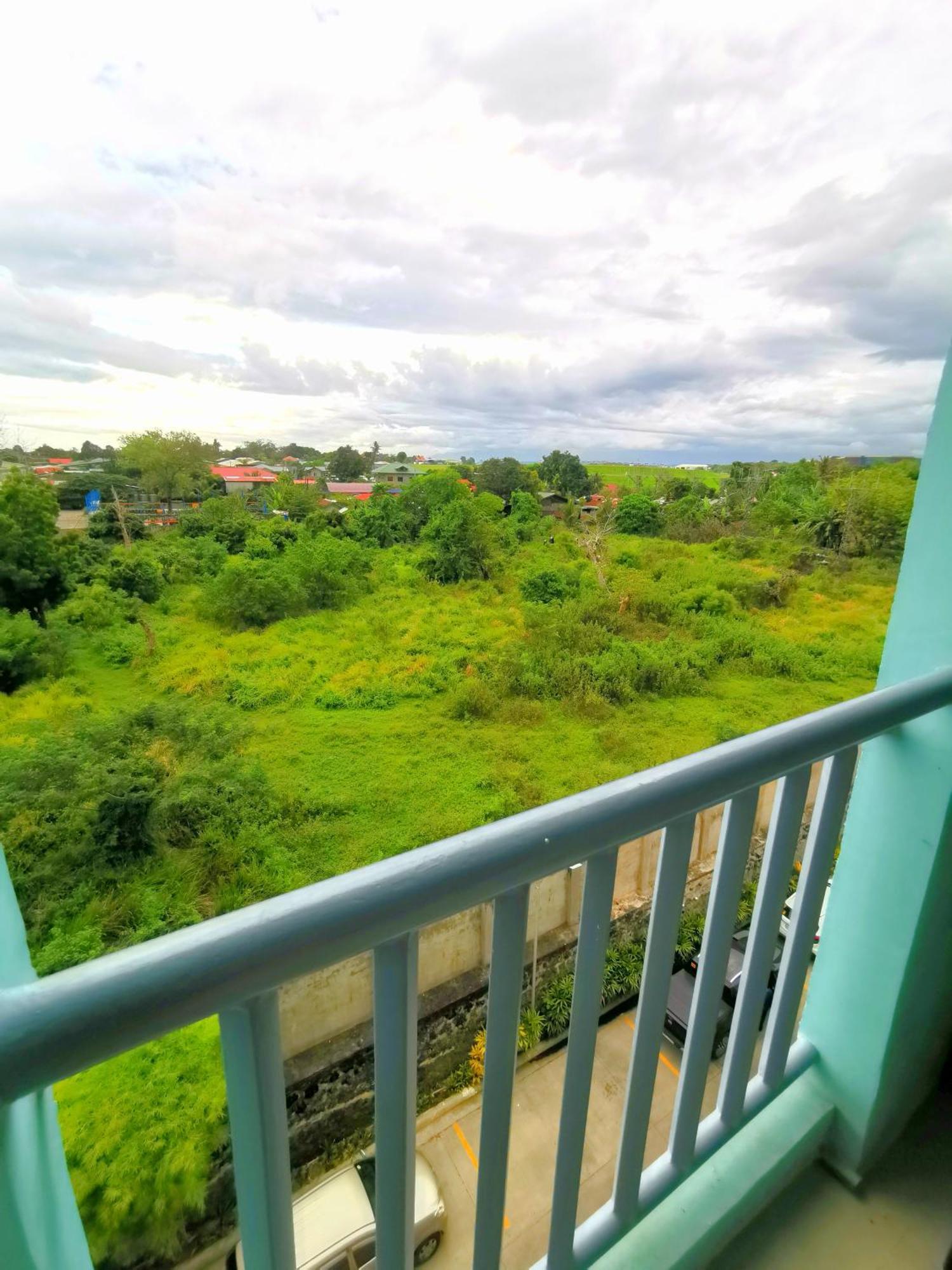 Davao Condo 2Br Pool Wifi Netflix Εξωτερικό φωτογραφία